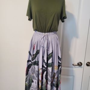 TED BAKER Bobbyn Pistachio Pleated Midi Dress In Khaki